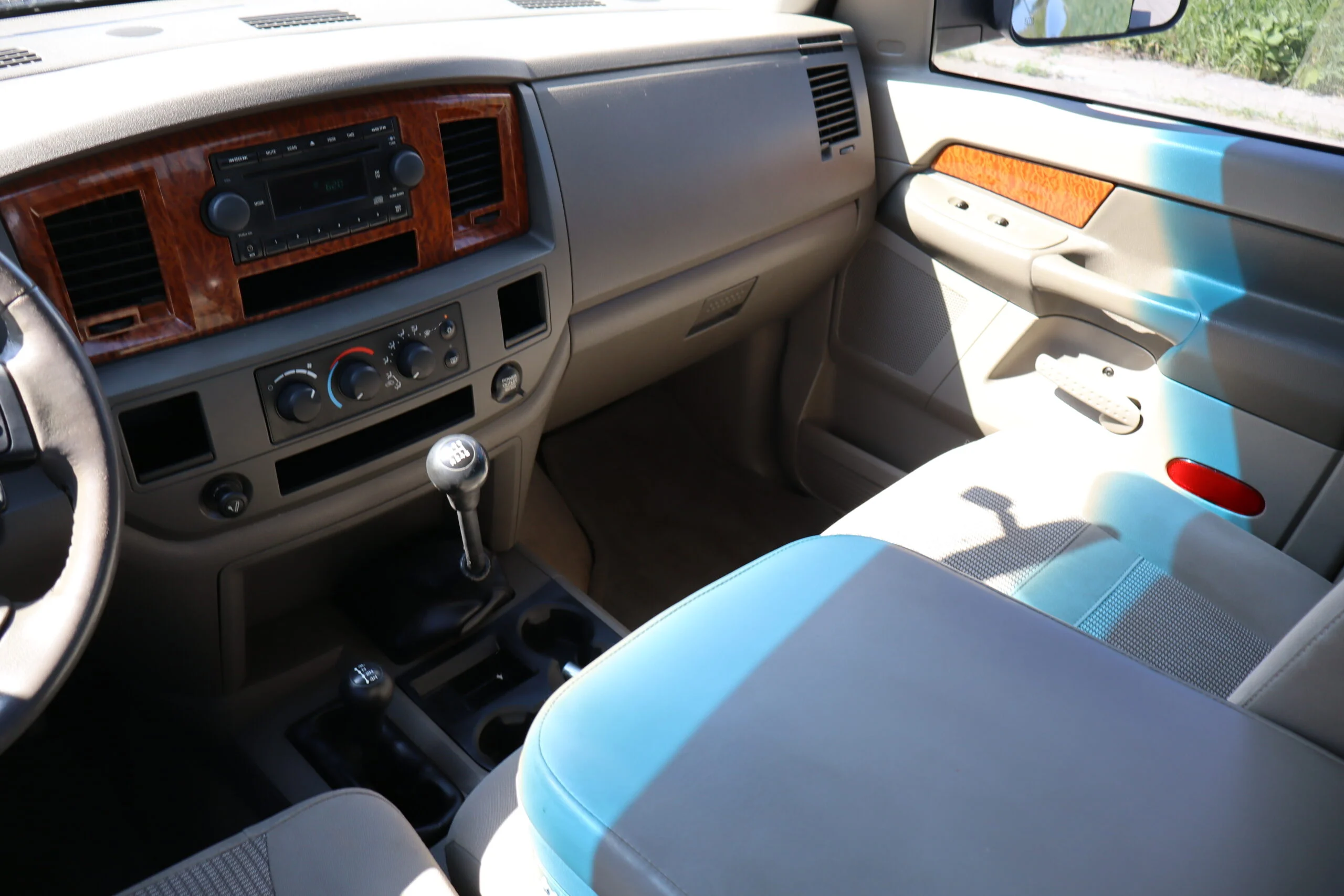 2006 Dodge Ram 2500 Pickup SLT - Photo 22