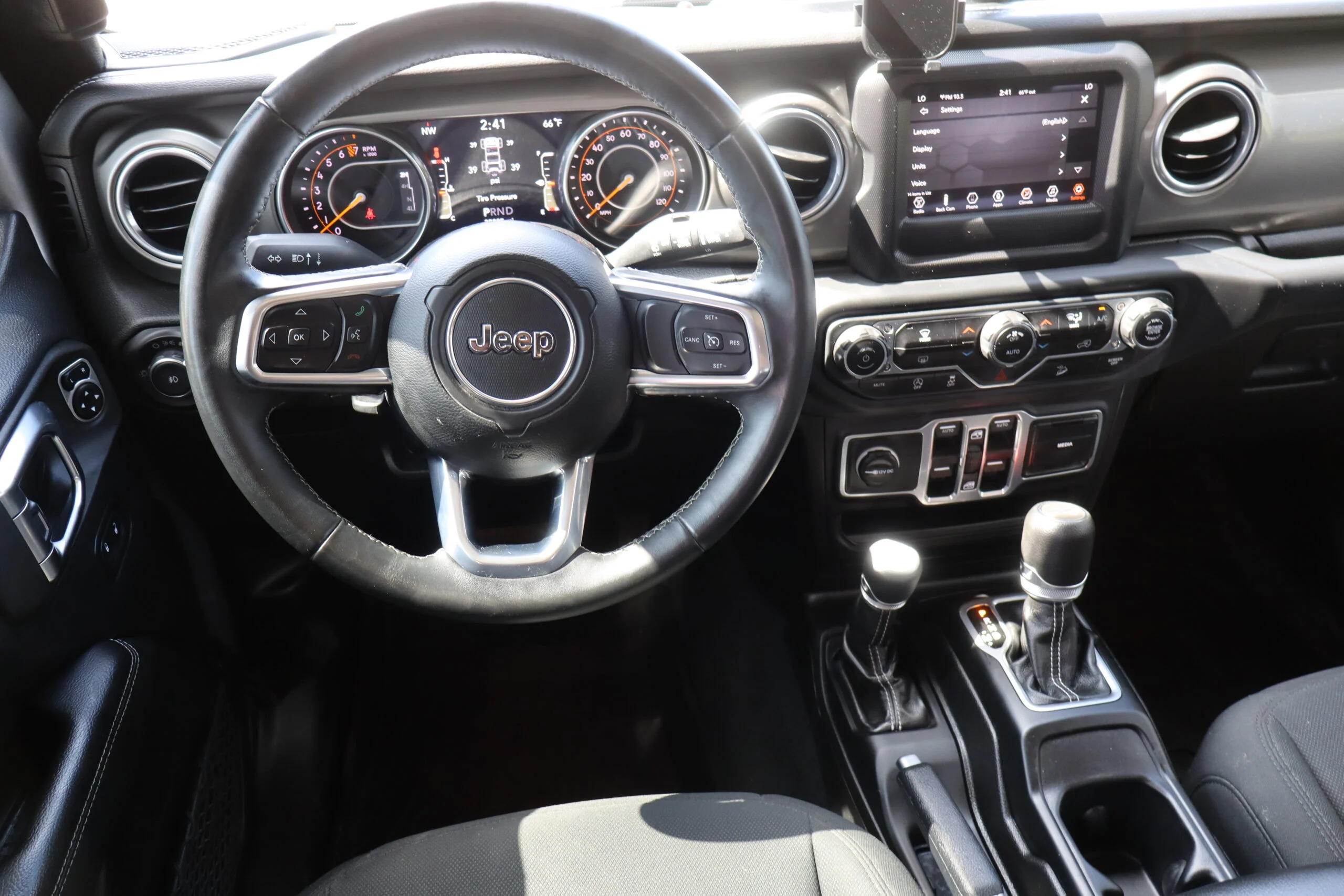 2018 Jeep All-New Wrangler Unlimited Sahara - Photo 22