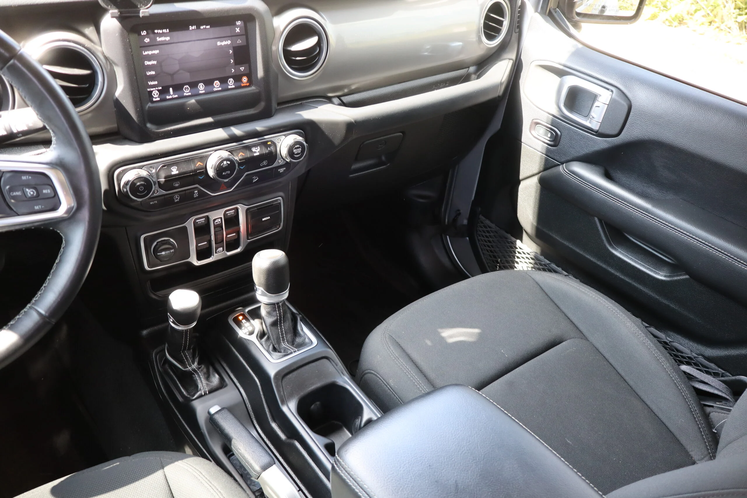 2018 Jeep All-New Wrangler Unlimited Sahara - Photo 23
