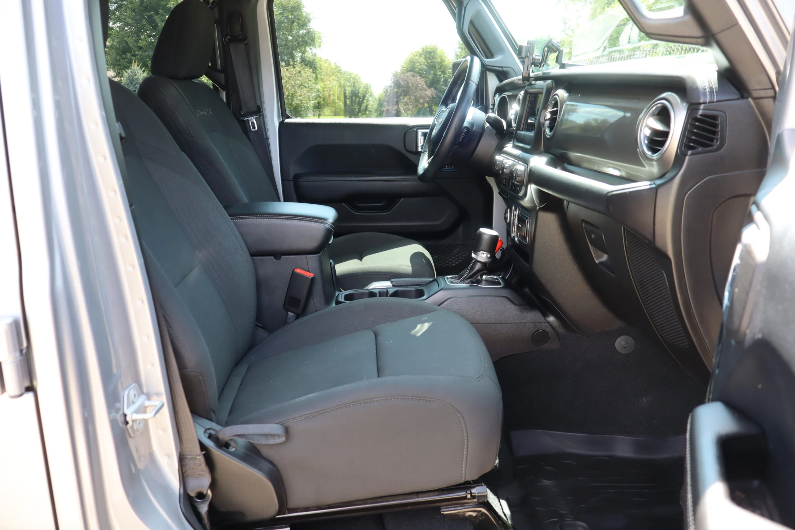 2018 Jeep All-New Wrangler Unlimited Sahara - Photo 19