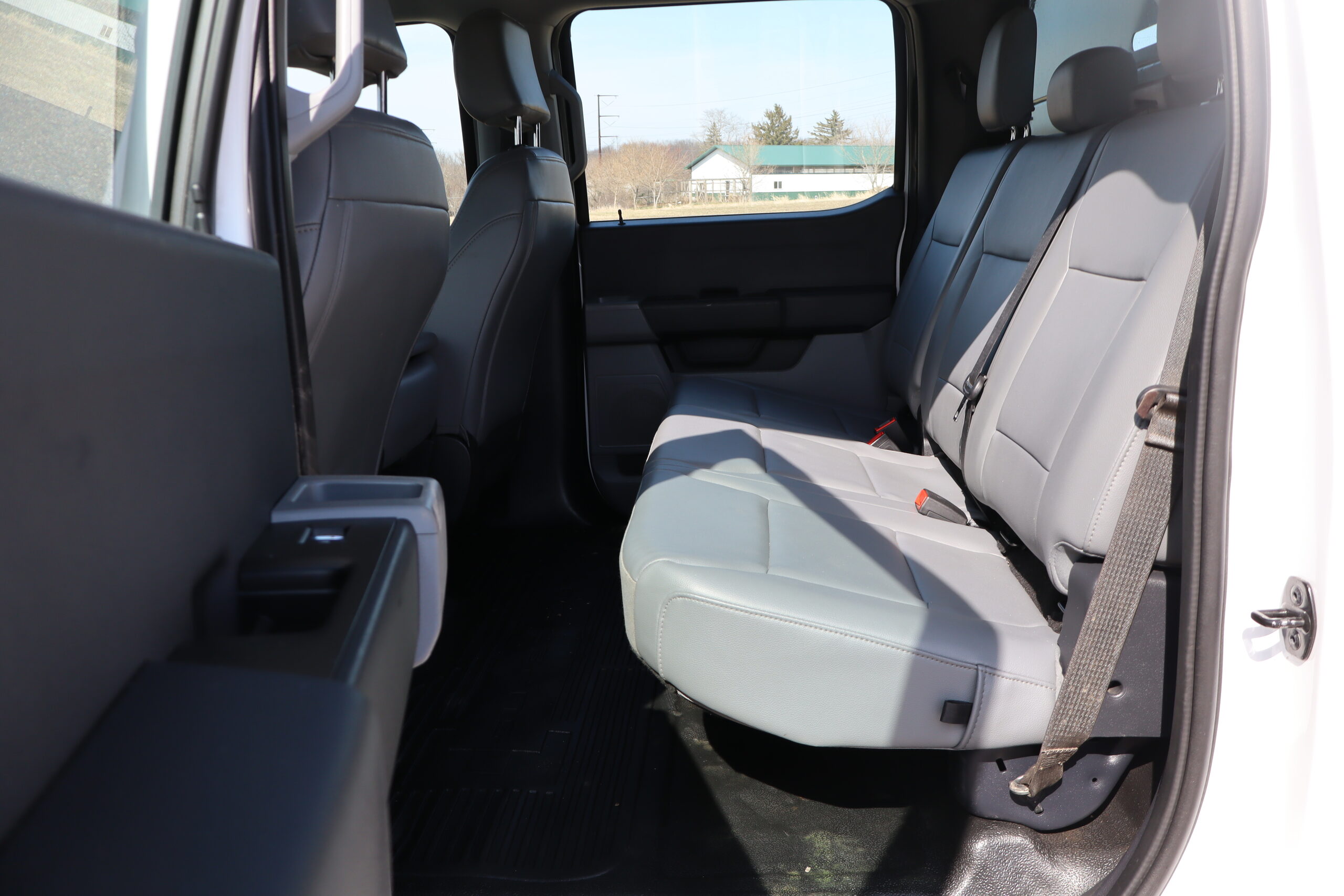 2023 Ford F-350 Super Duty Chassis Cab XL - Photo 54
