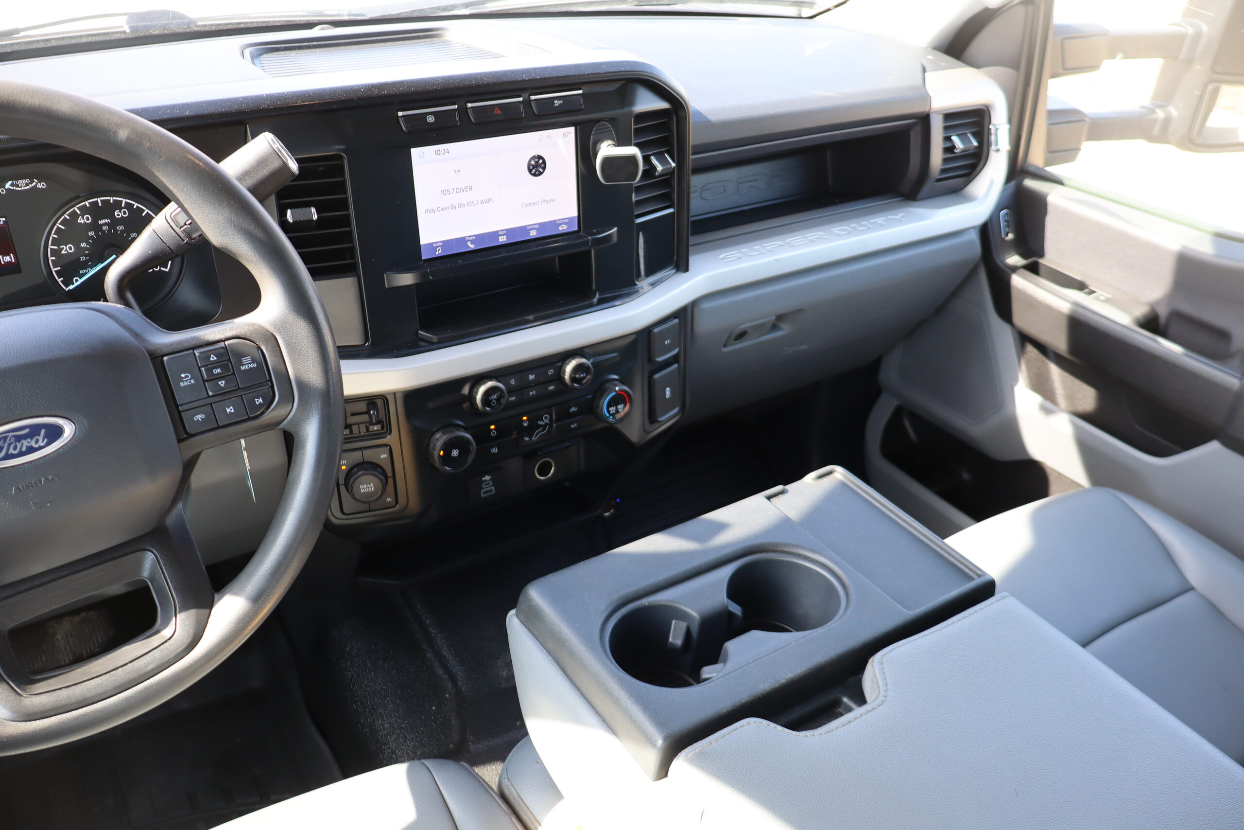 2023 Ford F-350 Super Duty Chassis Cab XL - Photo 57