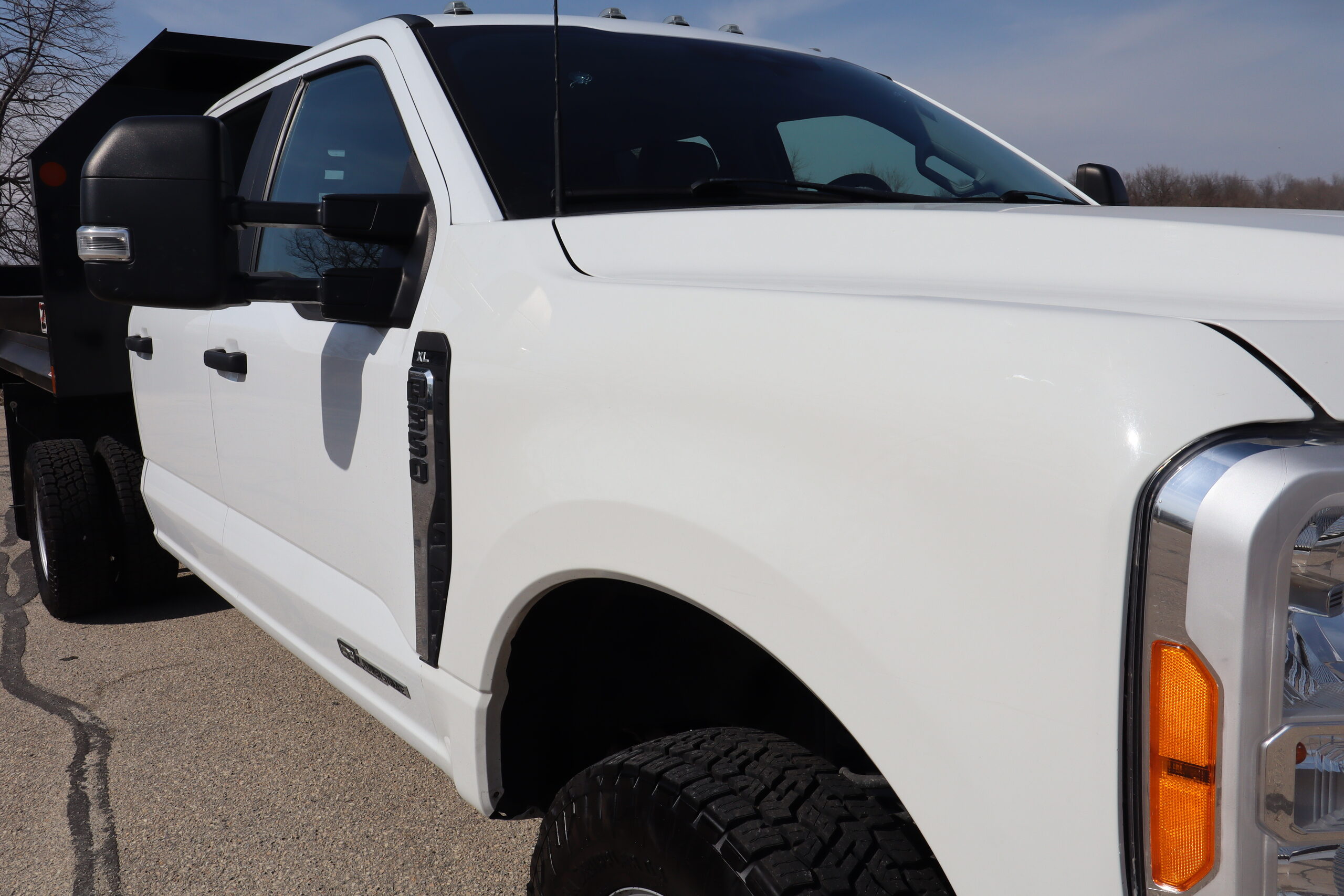2023 Ford F-350 Super Duty Chassis Cab XL - Photo 38