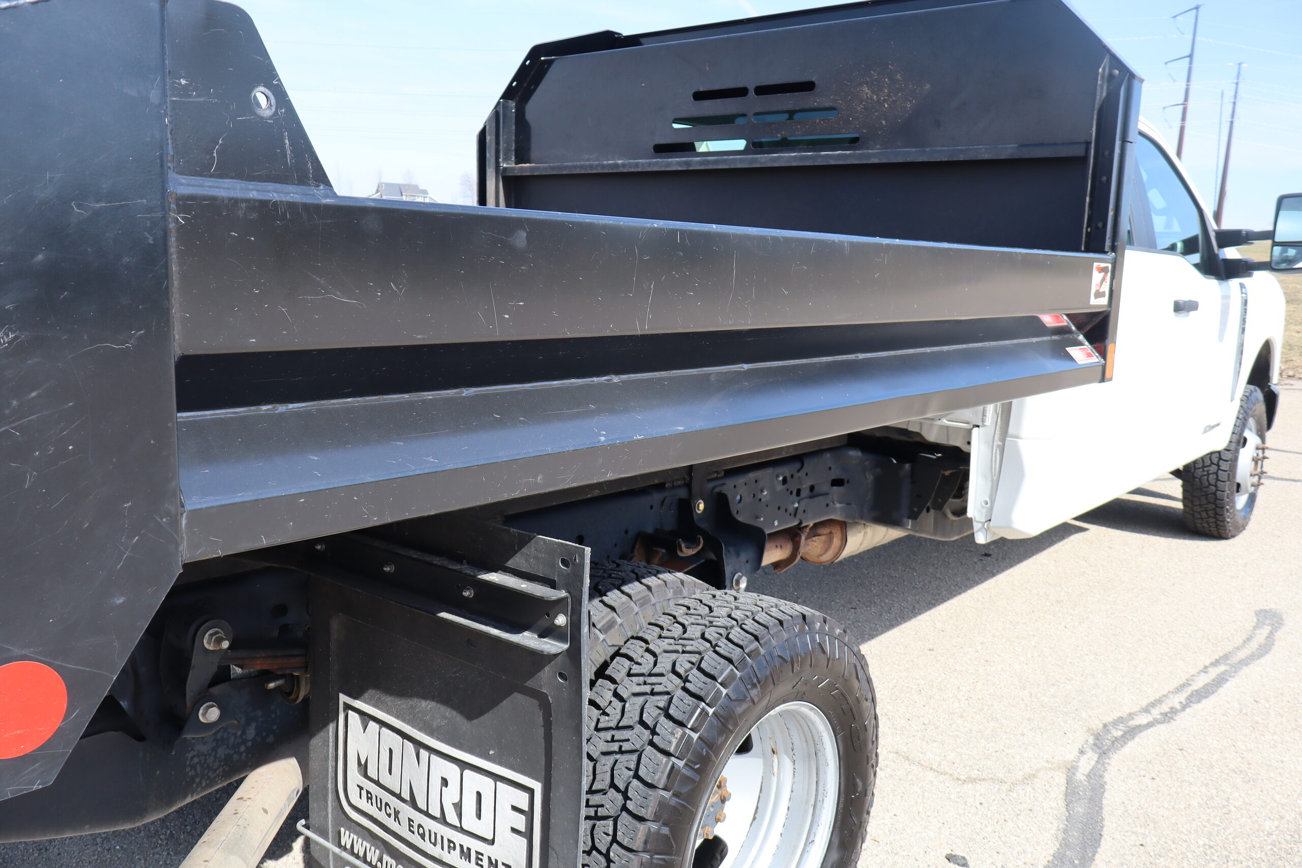 2023 Ford F-350 Super Duty Chassis Cab XL - Photo 41
